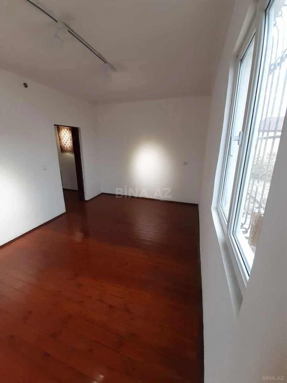 Kirayə verilir 4 otaqlı həyət evi 120 m²
