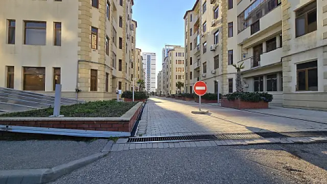 Satılır 3 otaqlı mənzil 112 m²