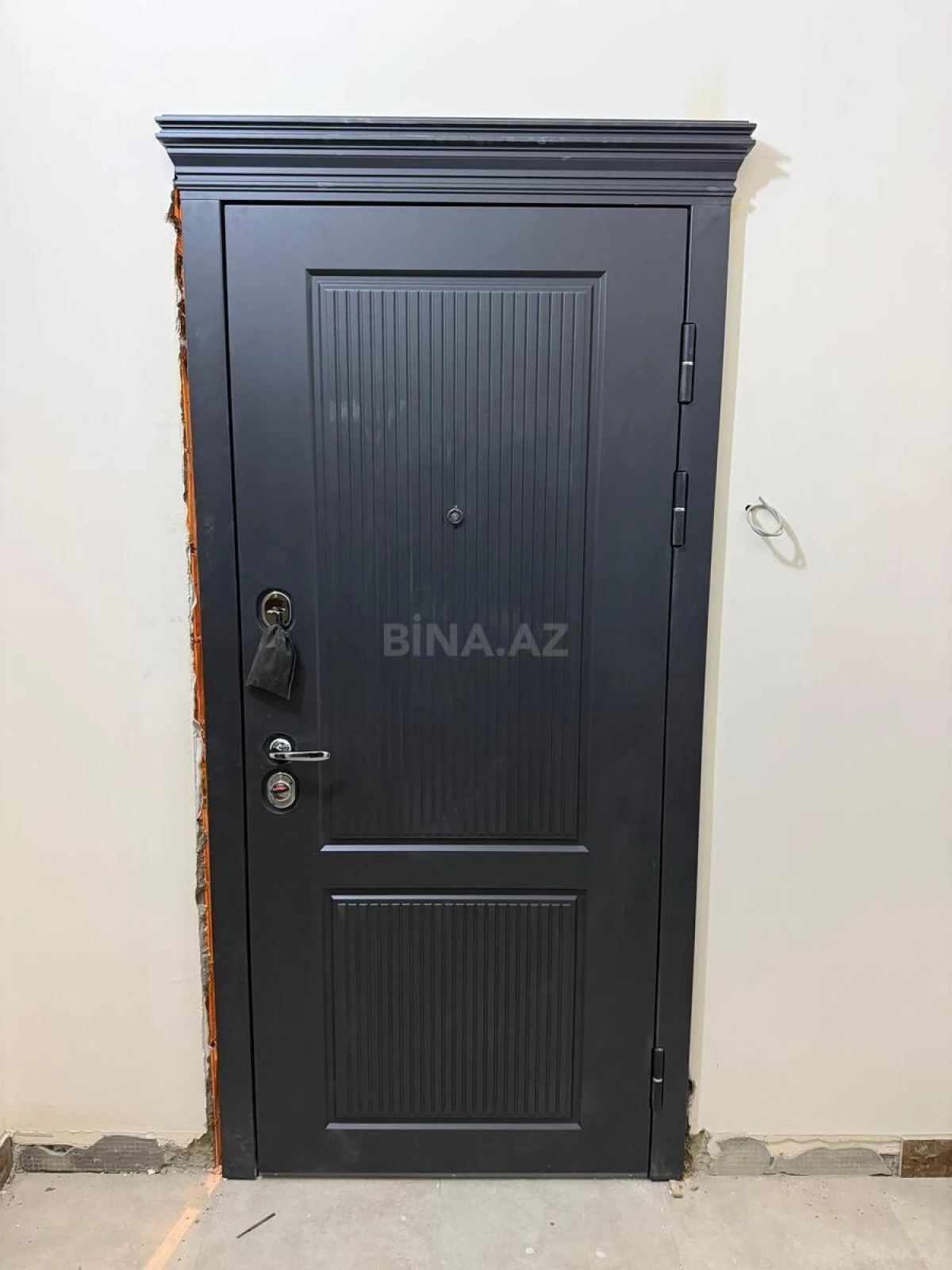 Satılır 3 otaqlı mənzil 112 m²