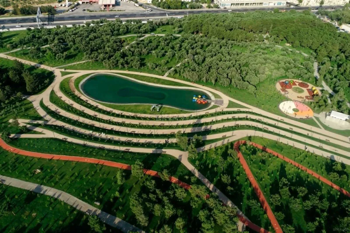 Satılır 3 otaqlı mənzil 112 m²