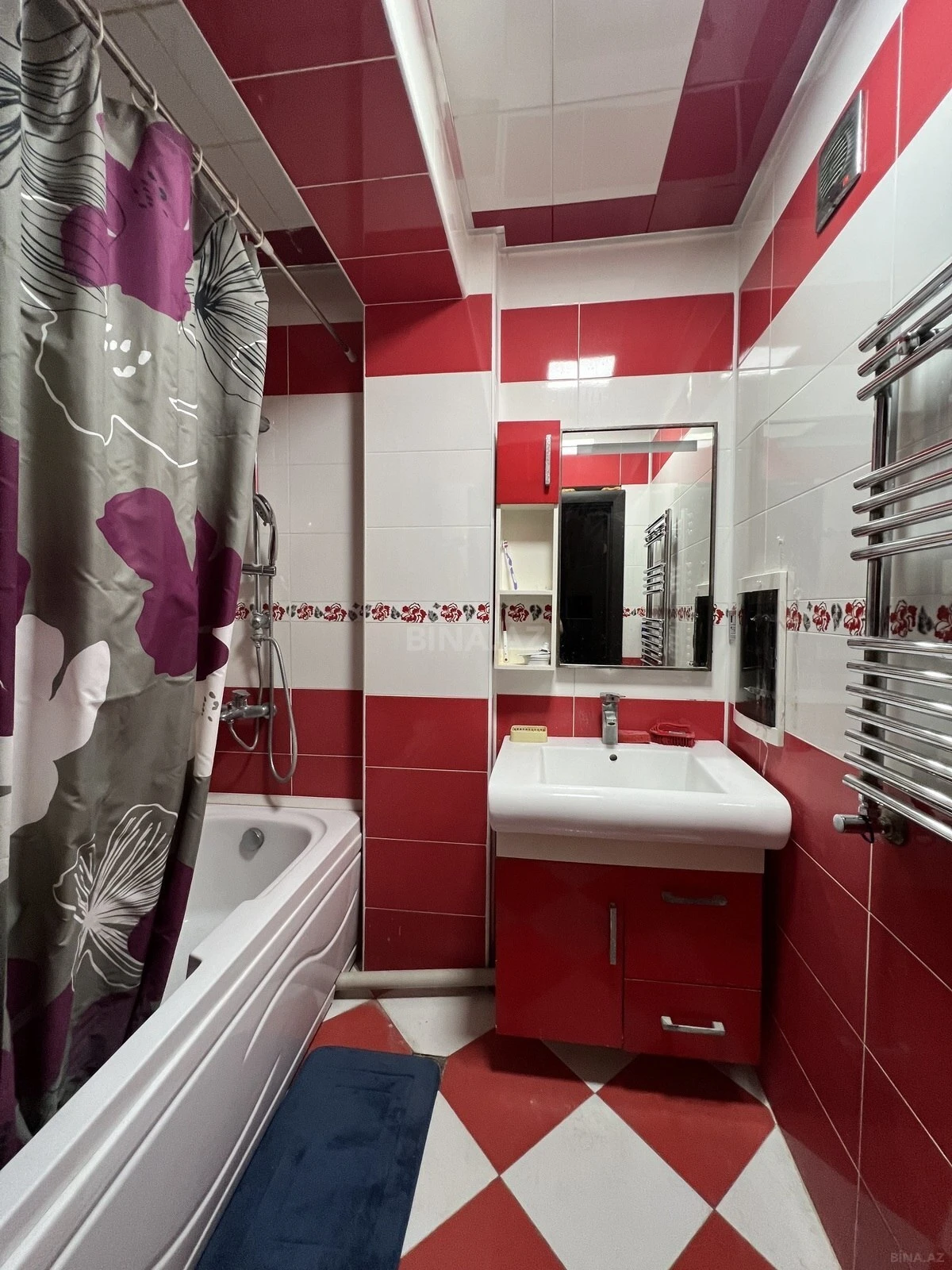 Satılır 3 otaqlı mənzil 112 m²