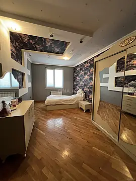 Satılır 3 otaqlı mənzil 112 m²