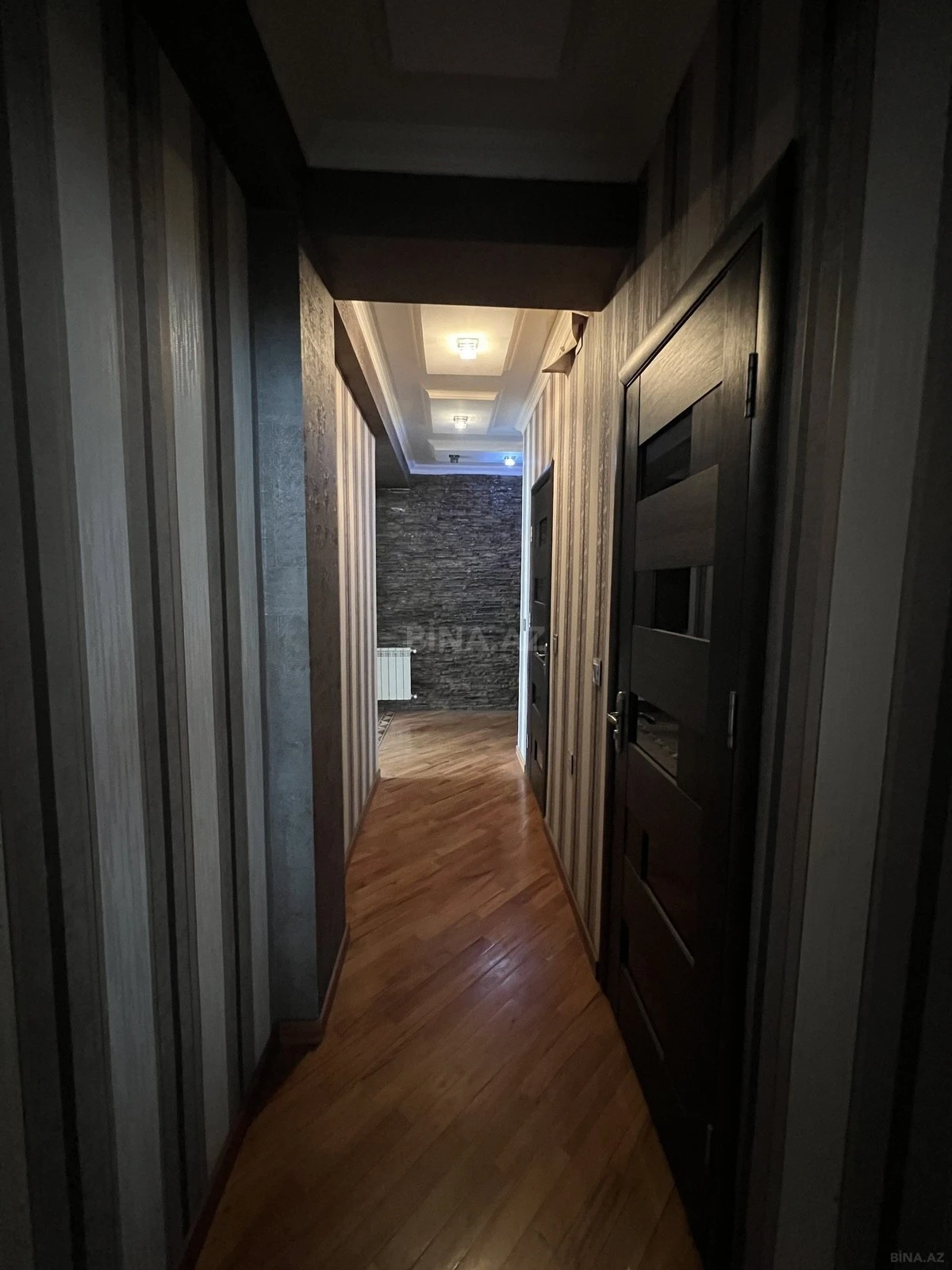 Satılır 3 otaqlı mənzil 112 m²