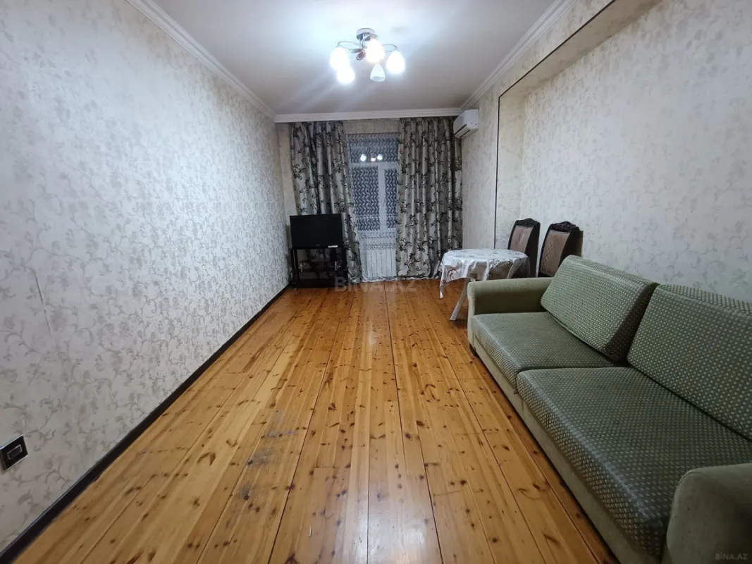 Kirayə verilir 2 otaqlı mənzil 75 m²