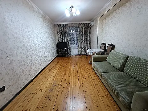 Kirayə verilir 2 otaqlı mənzil 75 m²