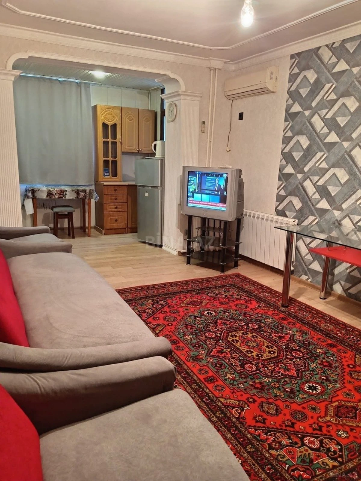 Kirayə verilir 2 otaqlı mənzil 60 m²