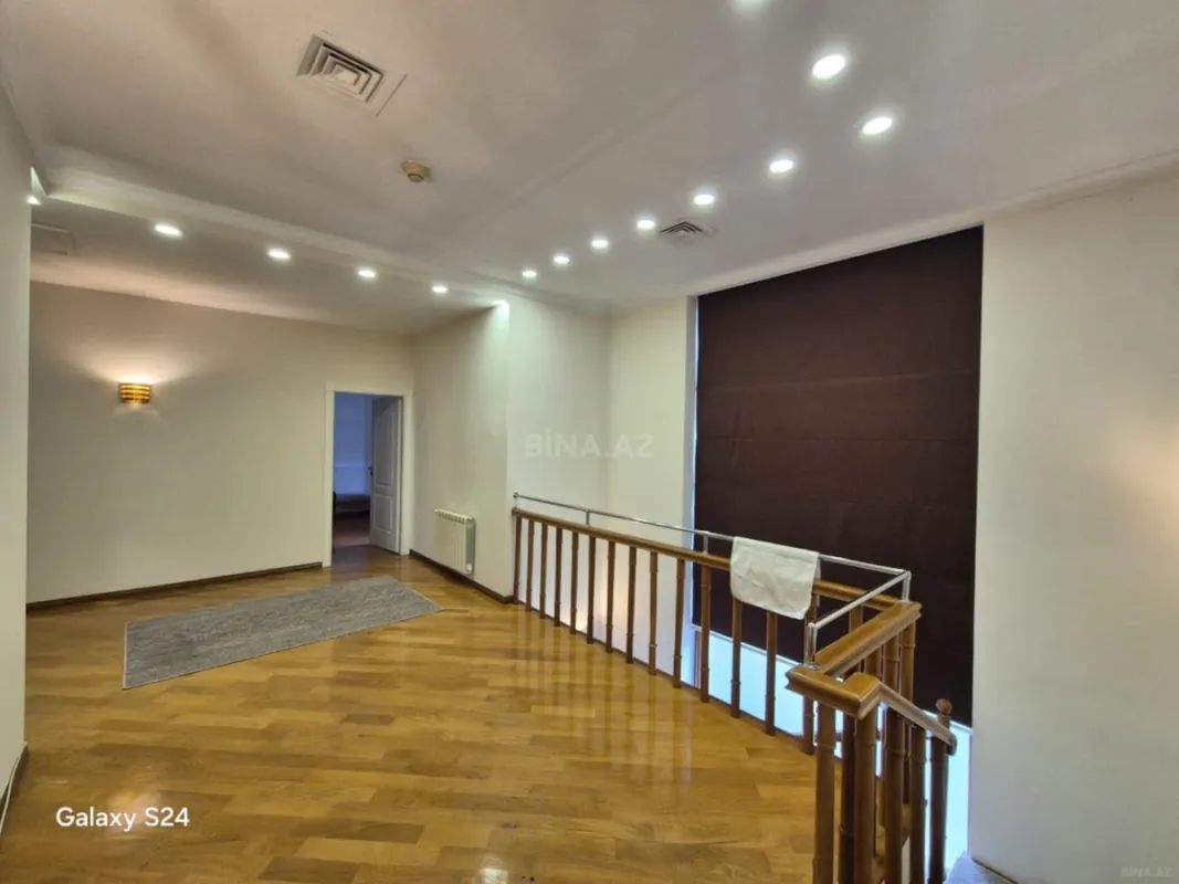 Kirayə verilir 6 otaqlı həyət evi 350 m²
