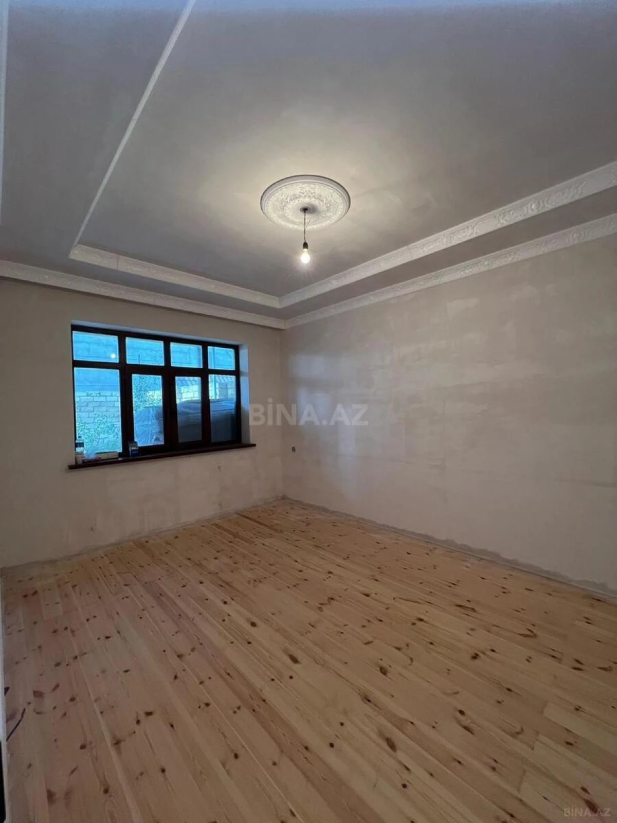 Satılır 4 otaqlı həyət evi 100 m²