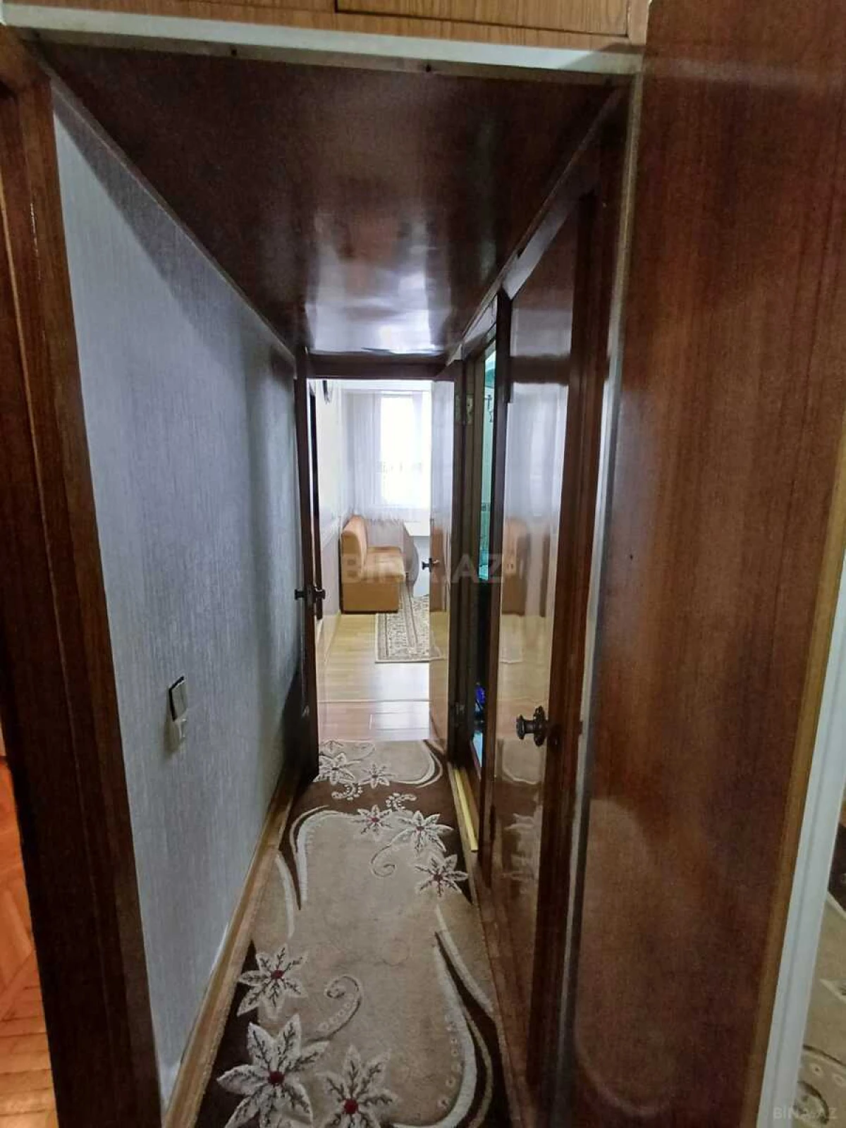 Satılır 4 otaqlı mənzil 100 m²