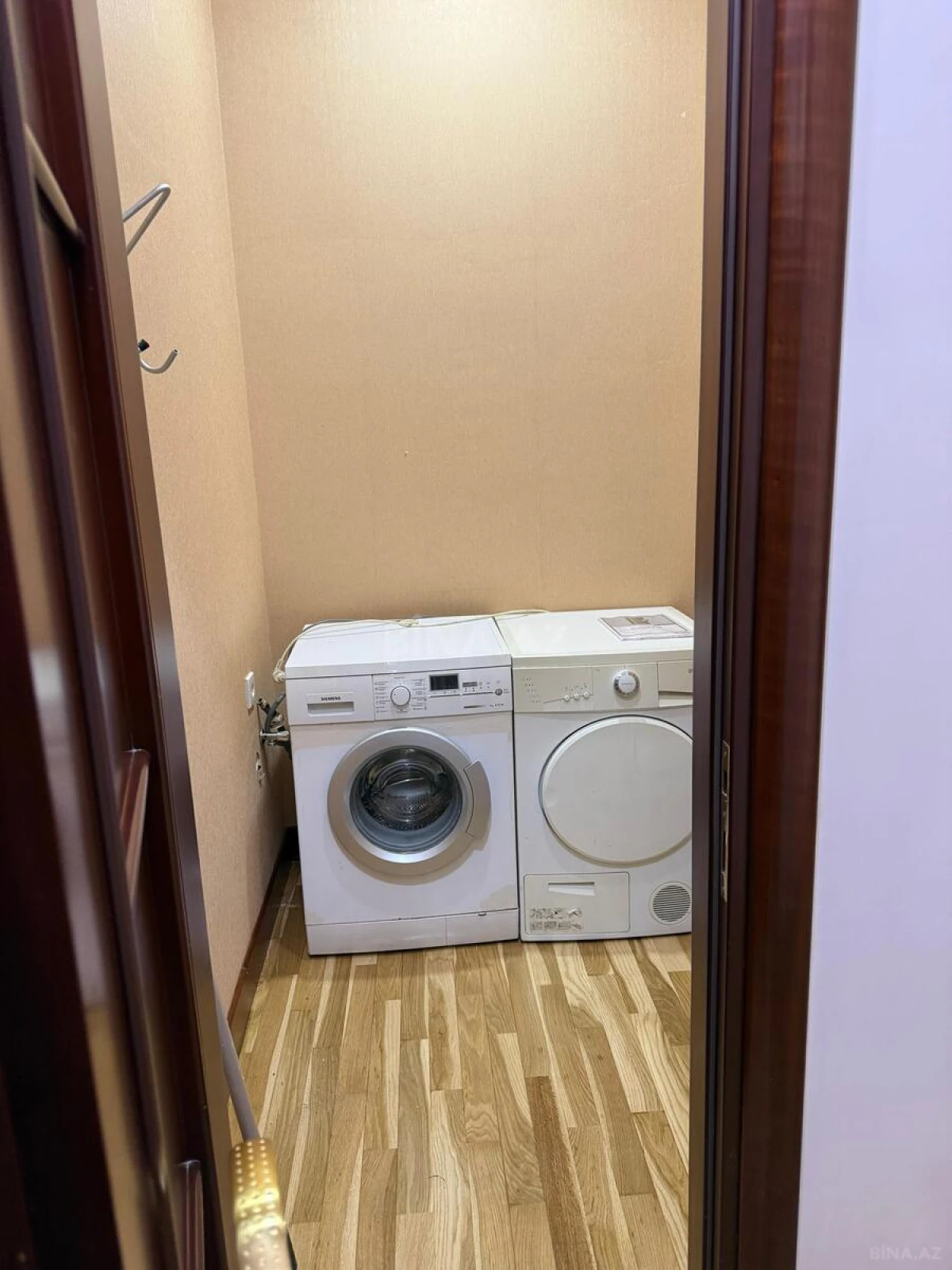 Kirayə verilir 4 otaqlı mənzil 220 m²