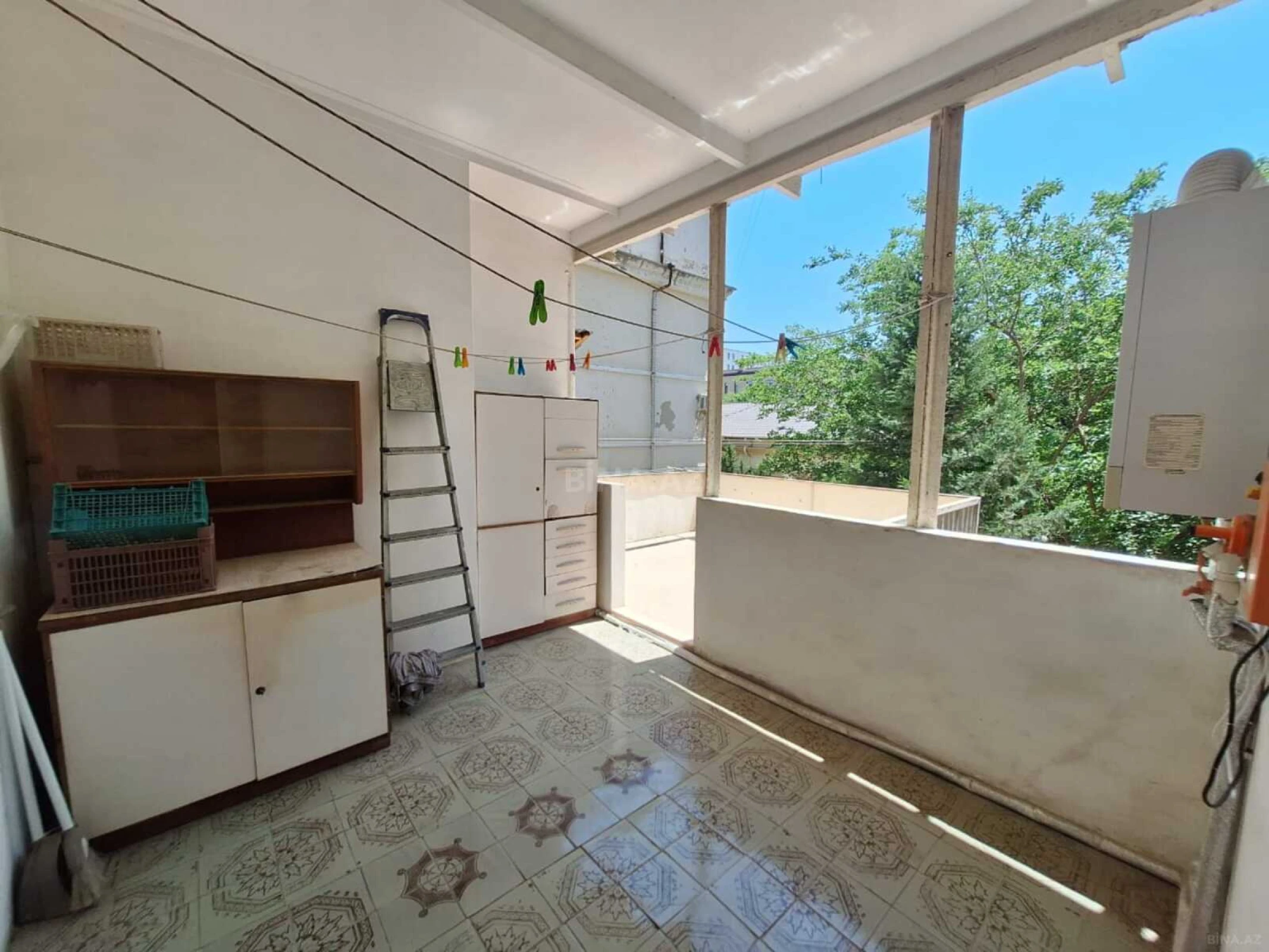 Kirayə verilir 4 otaqlı mənzil 110 m²