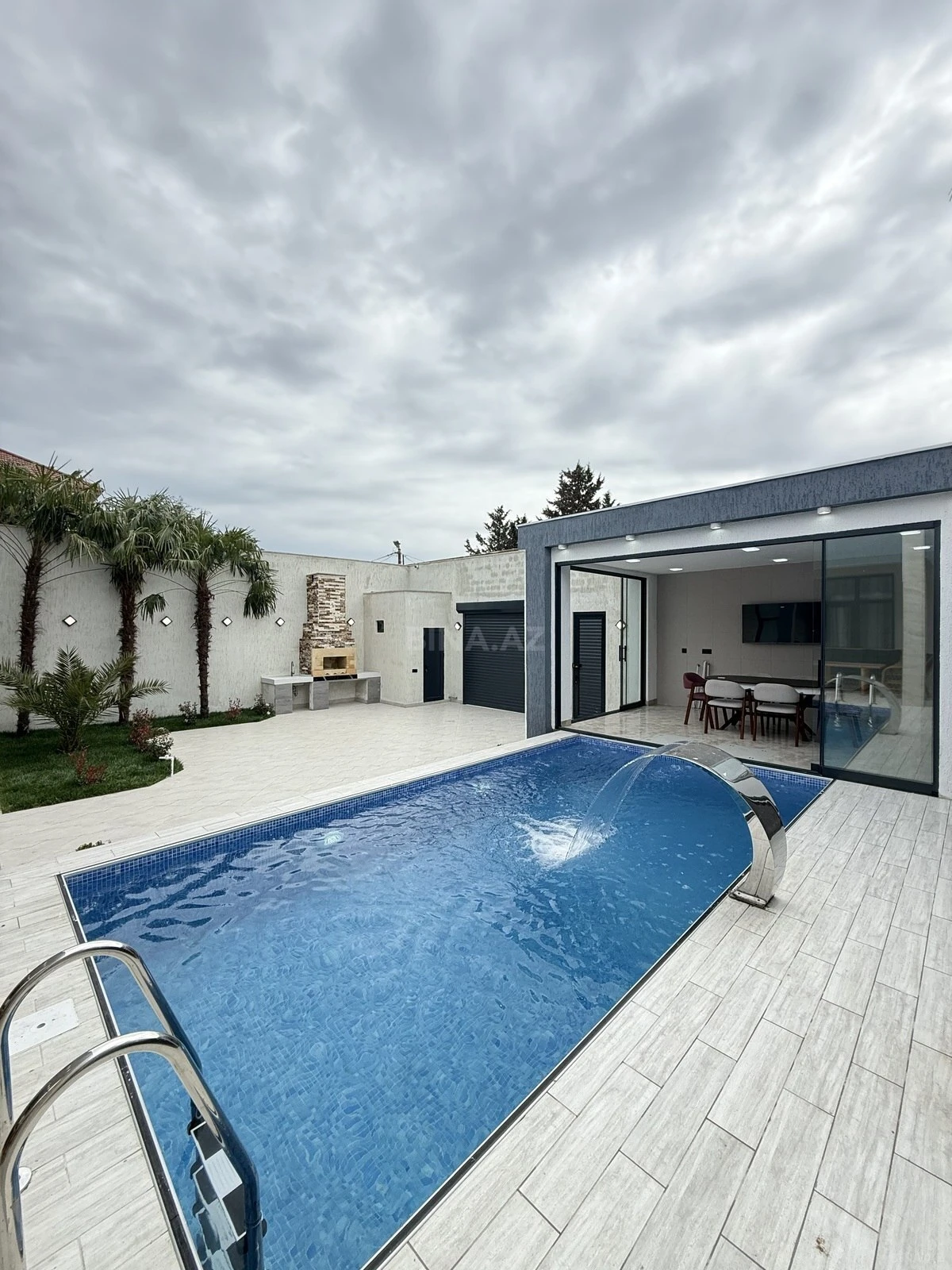 Satılır 4 otaqlı həyət evi 170 m²