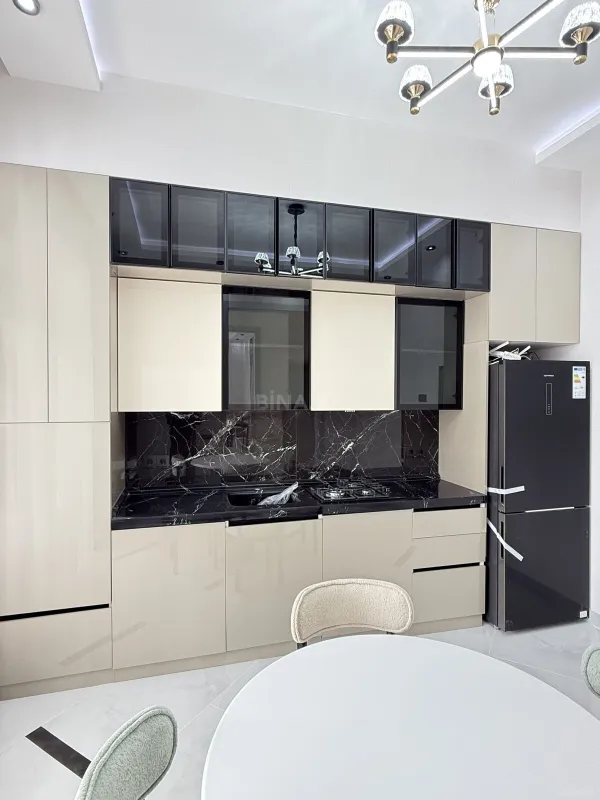 Satılır 4 otaqlı həyət evi 170 m²