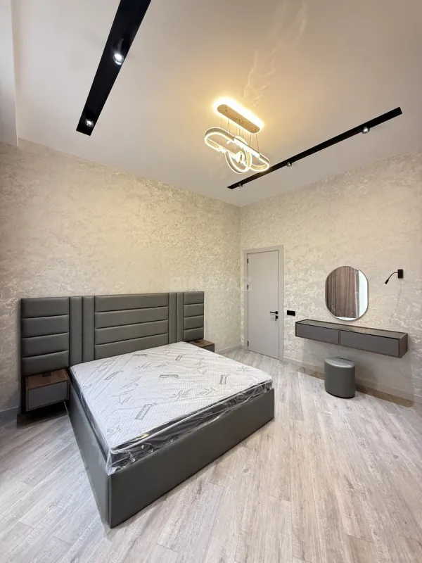 Satılır 4 otaqlı həyət evi 170 m²