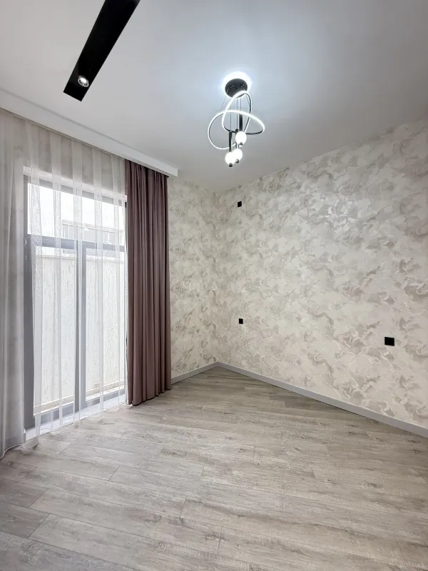 Satılır 4 otaqlı həyət evi 170 m²