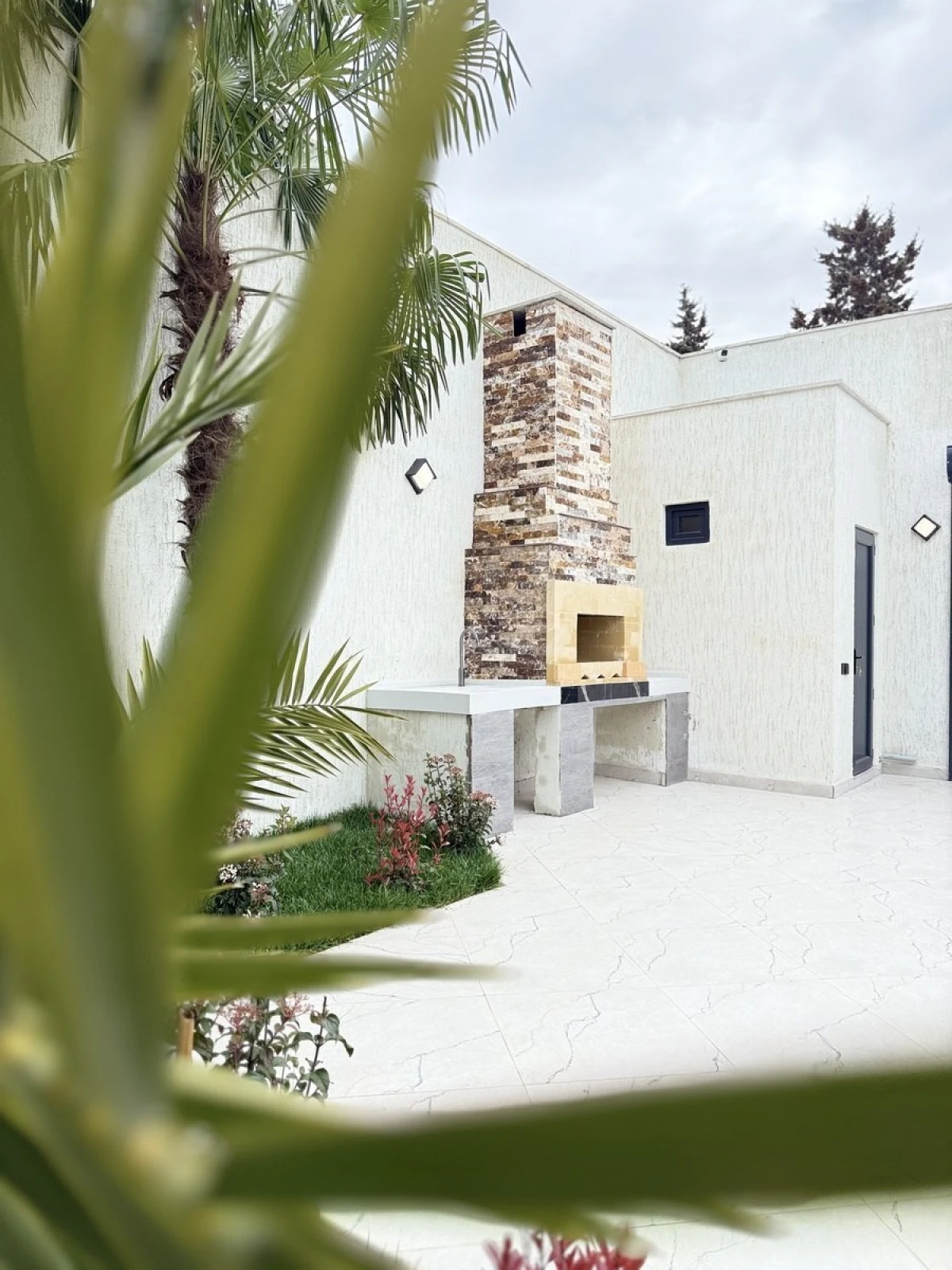 Satılır 4 otaqlı həyət evi 170 m²