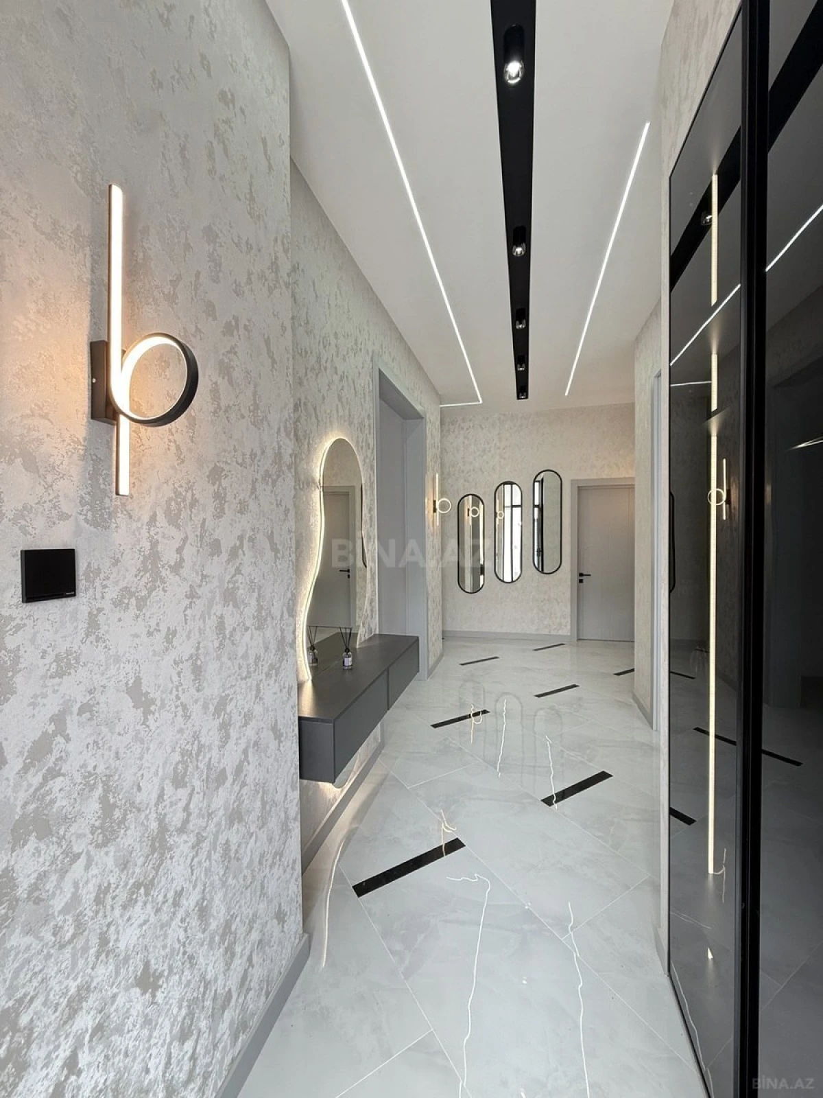 Satılır 4 otaqlı həyət evi 170 m²