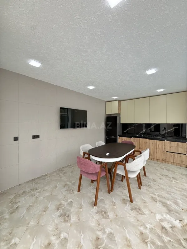 Satılır 4 otaqlı həyət evi 170 m²