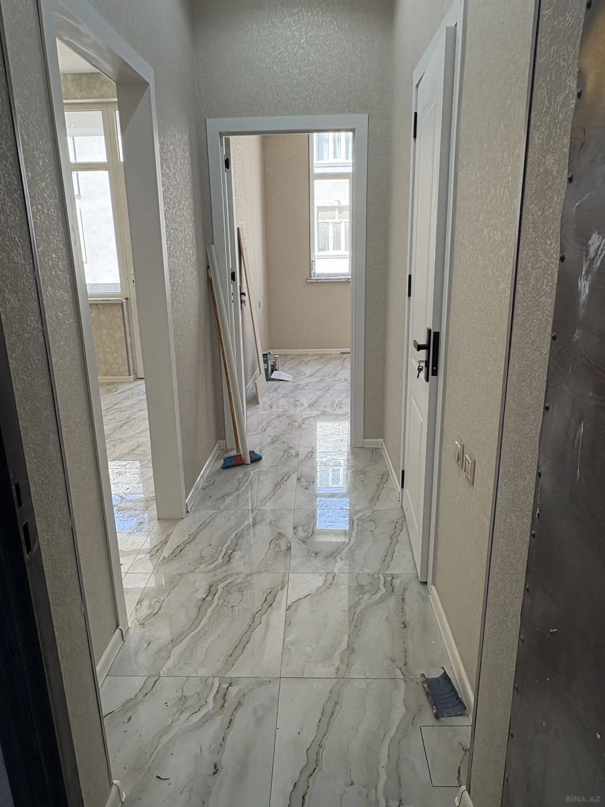Satılır 2 otaqlı mənzil 41 m²