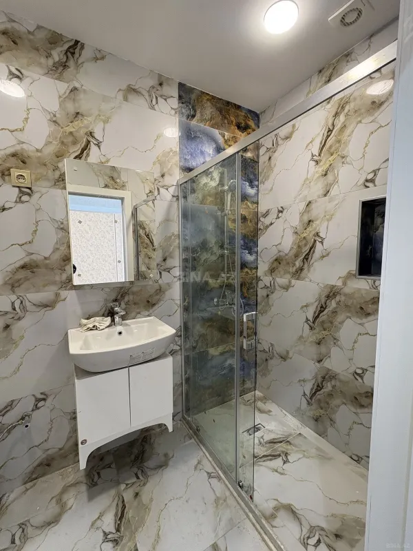 Satılır 2 otaqlı mənzil 41 m²