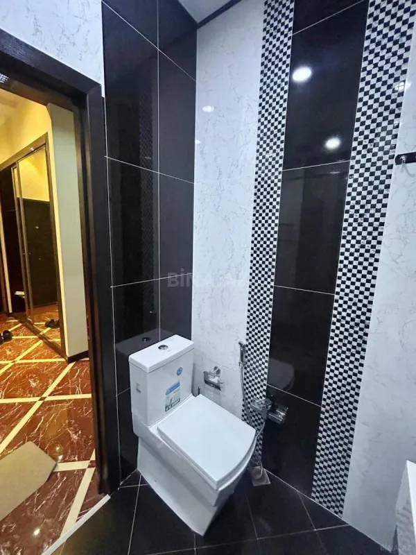 Satılır 3 otaqlı mənzil 120 m²