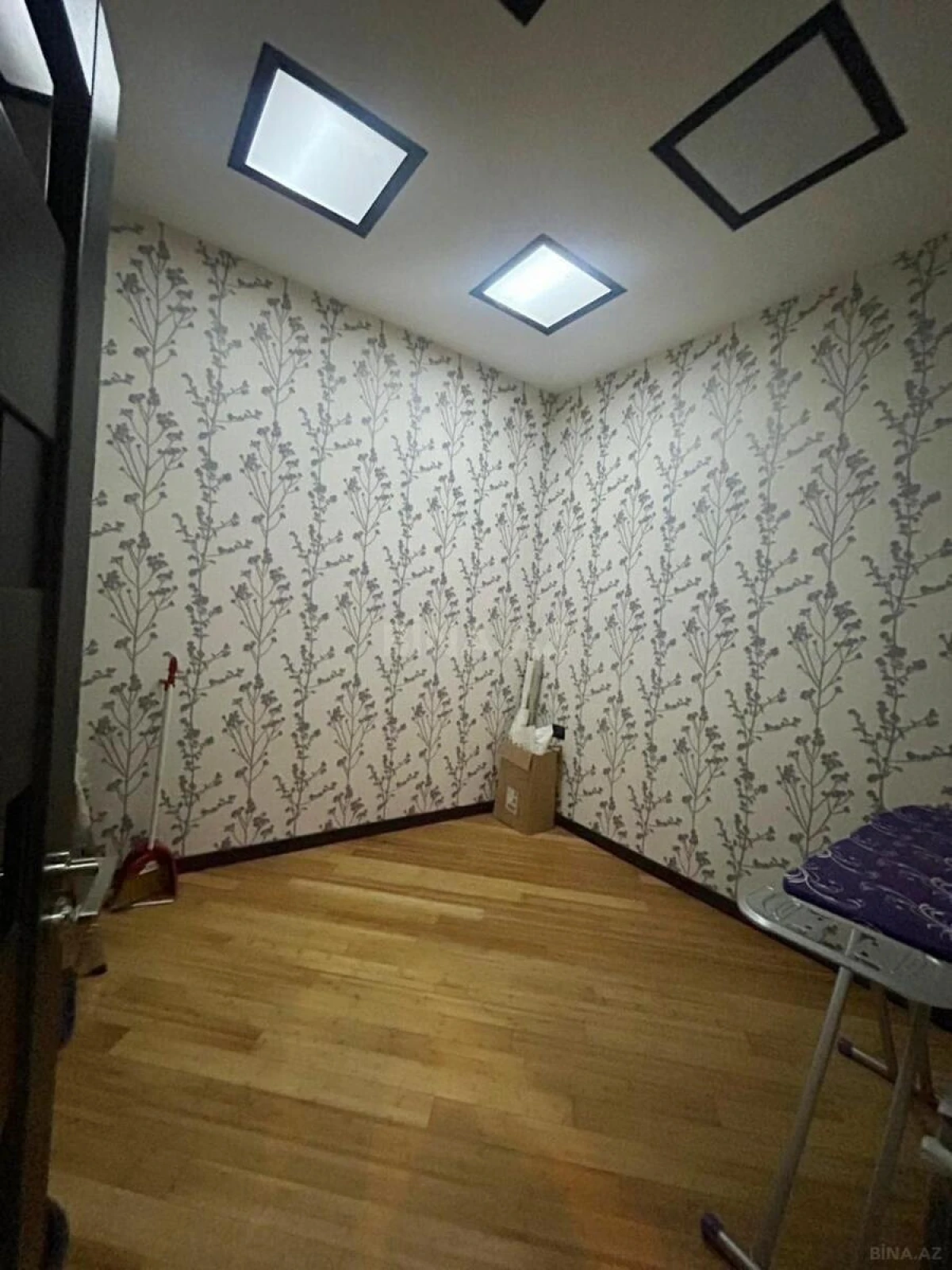 Satılır 3 otaqlı mənzil 120 m²