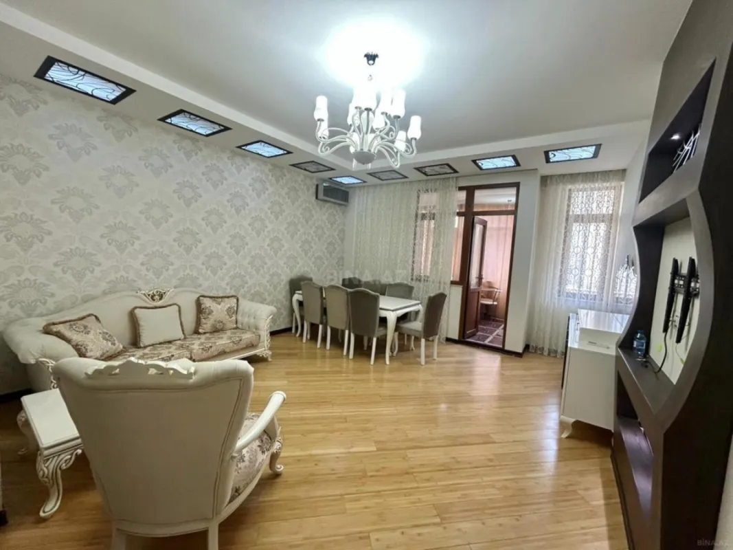 Satılır 3 otaqlı mənzil 120 m²