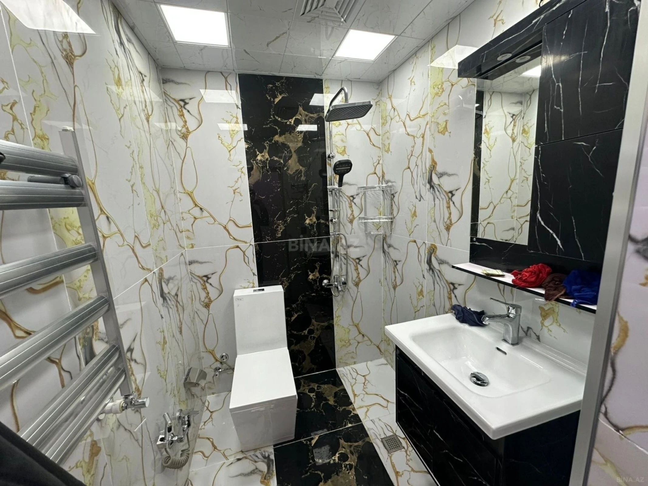 Satılır 2 otaqlı mənzil 60 m²