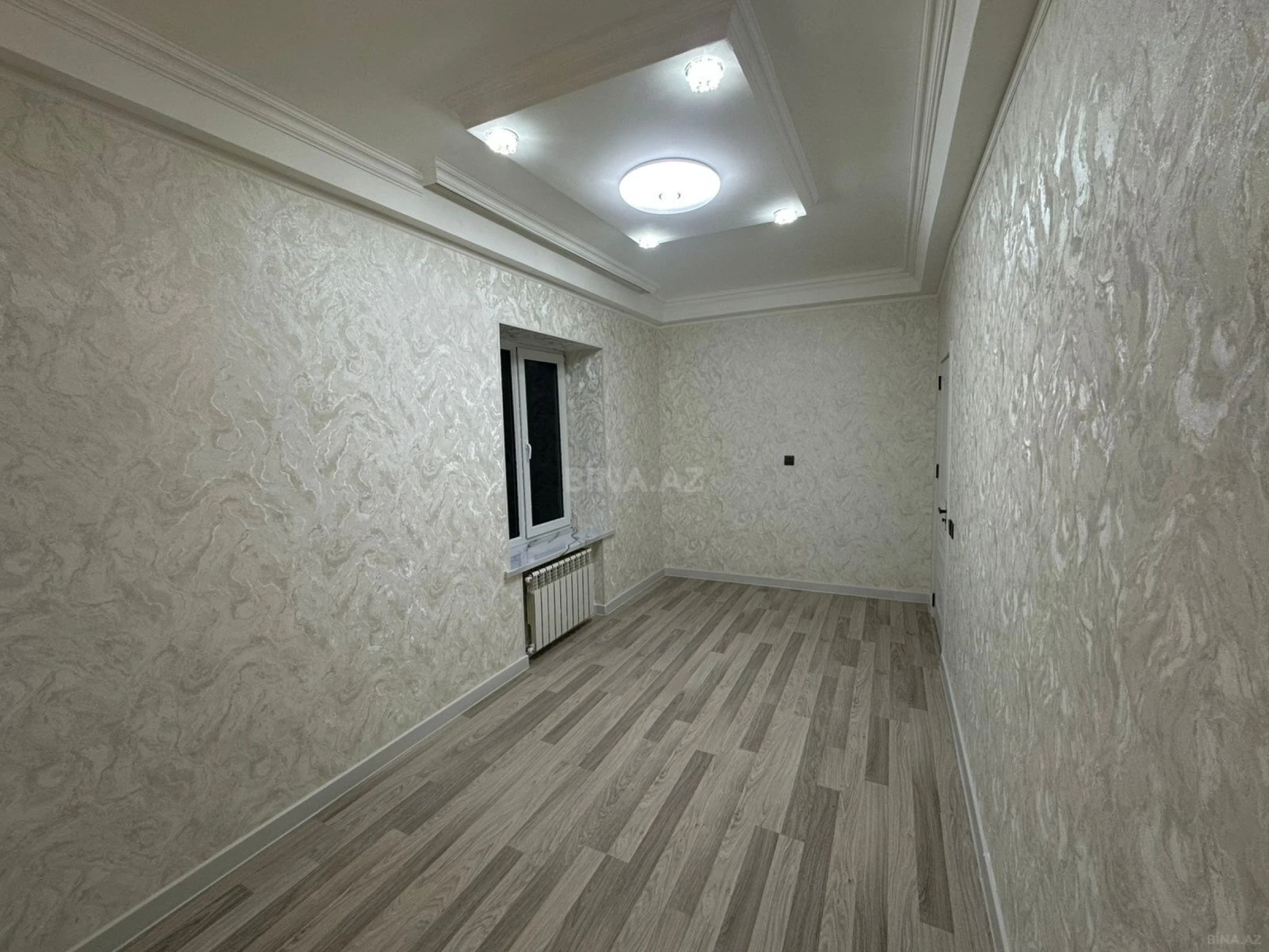 Satılır 2 otaqlı mənzil 60 m²