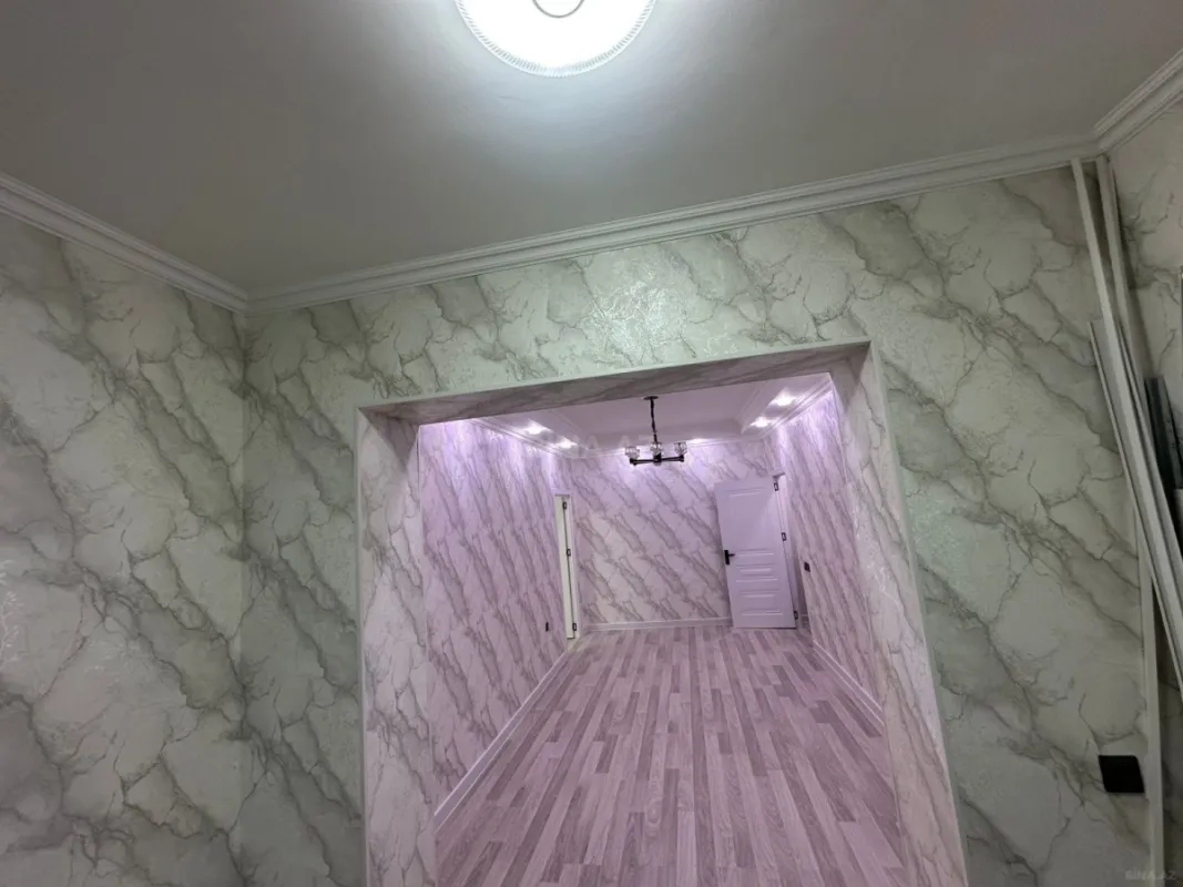 Satılır 2 otaqlı mənzil 60 m²