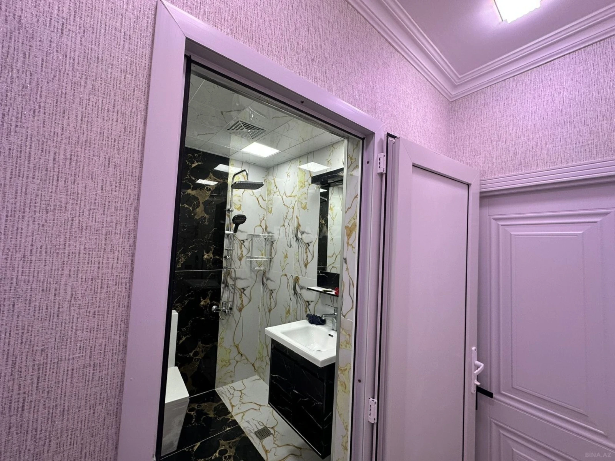 Satılır 2 otaqlı mənzil 60 m²