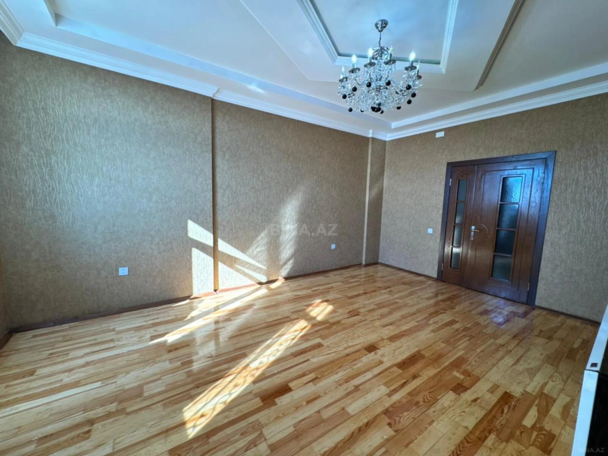 Satılır 3 otaqlı mənzil 100 m²