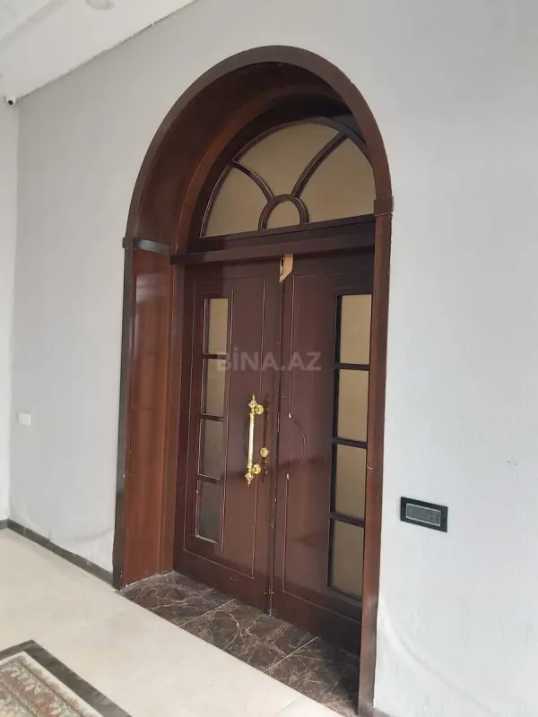 Satılır obyekt 500 m²