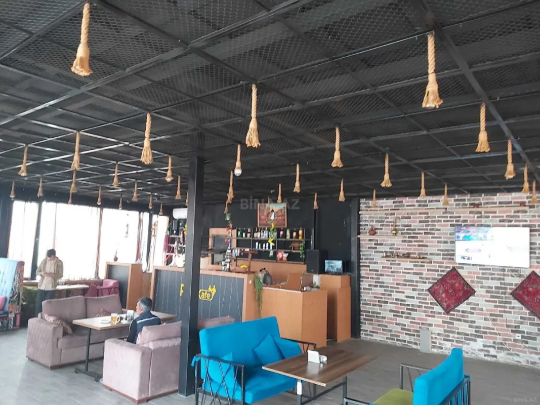 Satılır obyekt 500 m²