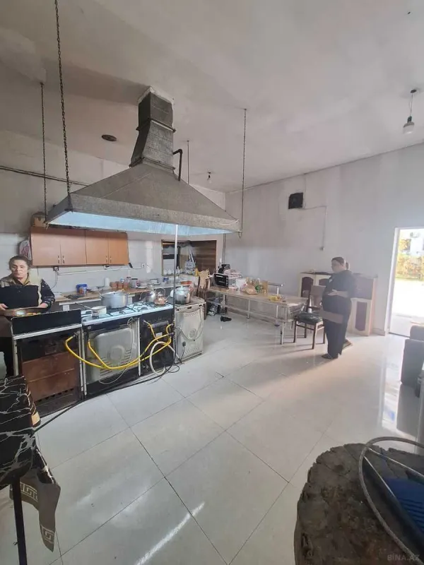 Satılır obyekt 500 m²