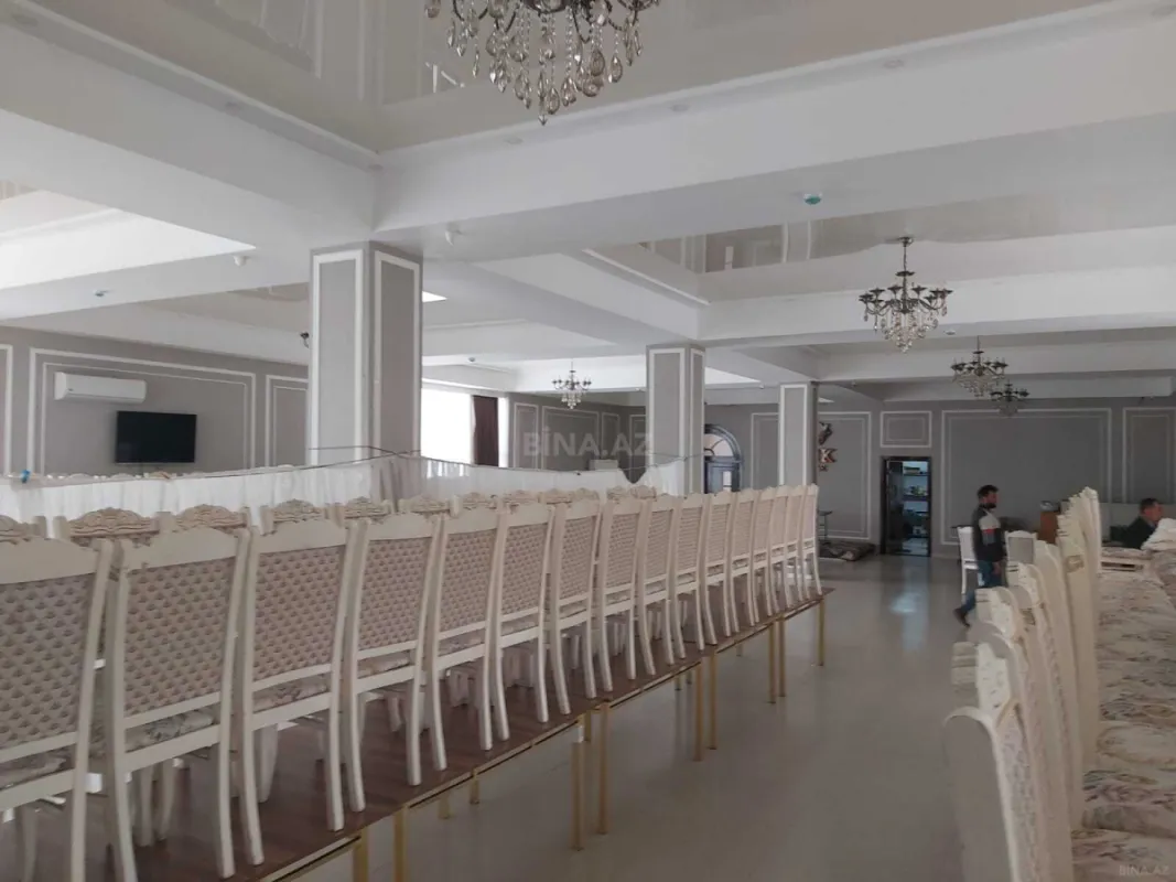 Satılır obyekt 500 m²