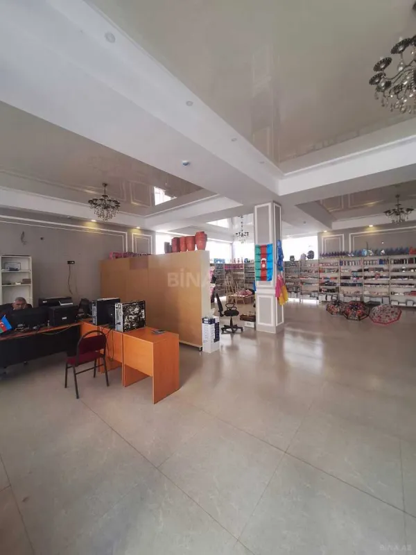 Satılır obyekt 500 m²