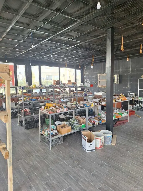 Satılır obyekt 500 m²