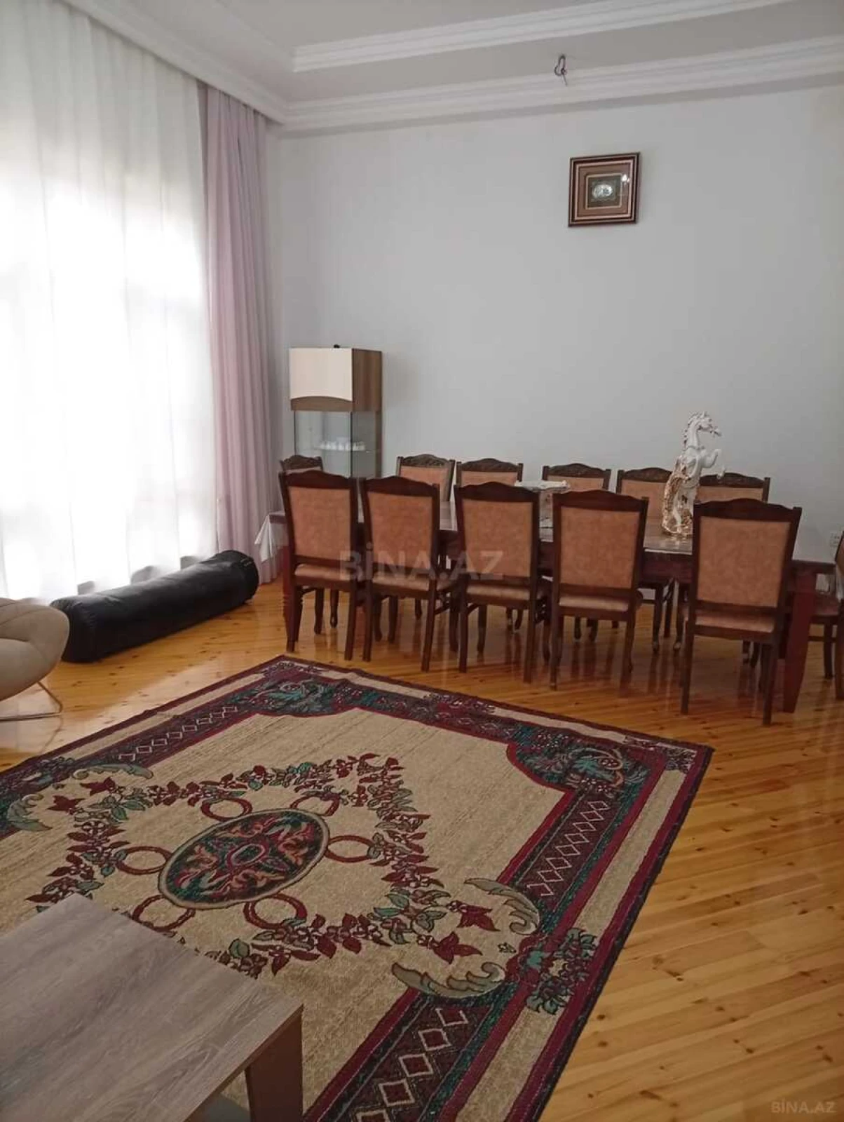 Satılır 6 otaqlı həyət evi 400 m²