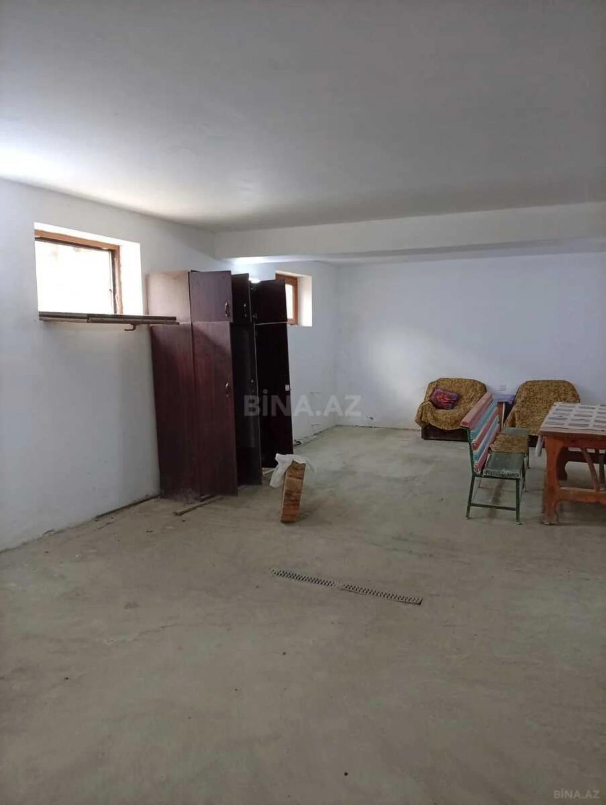 Satılır 6 otaqlı həyət evi 400 m²