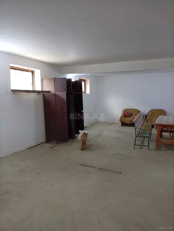 Satılır 6 otaqlı həyət evi 400 m²