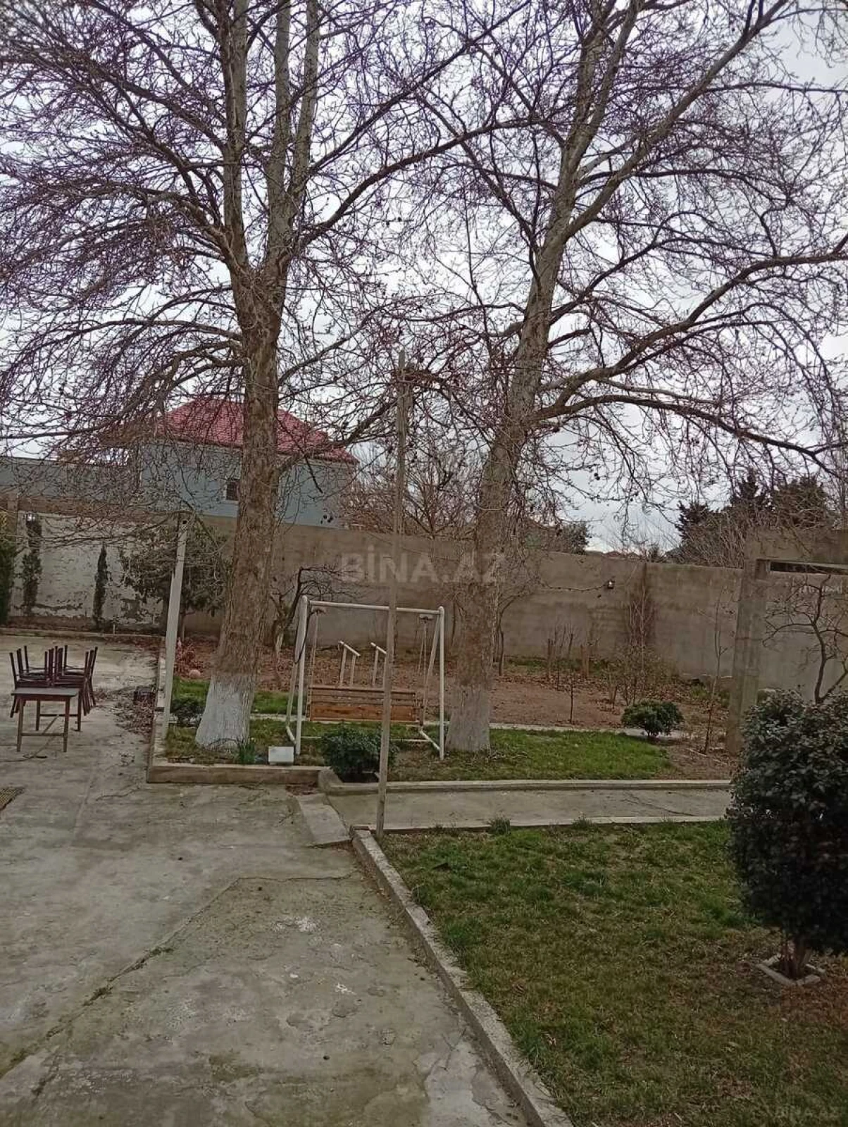 Satılır 6 otaqlı həyət evi 400 m²