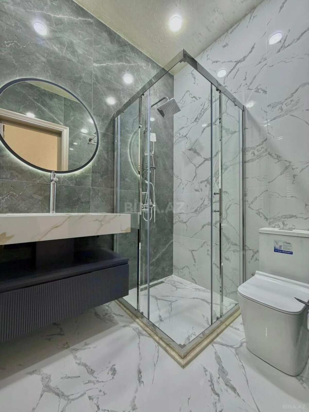 Satılır 6 otaqlı həyət evi 400 m²