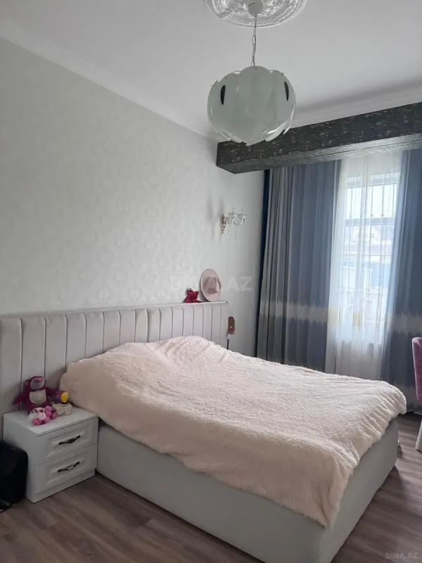 Satılır 3 otaqlı mənzil 86 m²