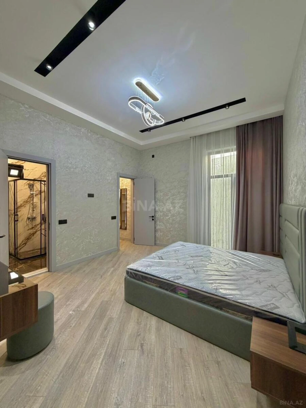 Satılır 4 otaqlı həyət evi 170 m²