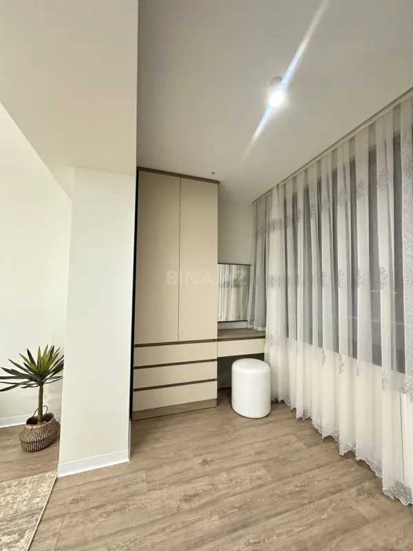 Kirayə verilir 3 otaqlı mənzil 100 m²