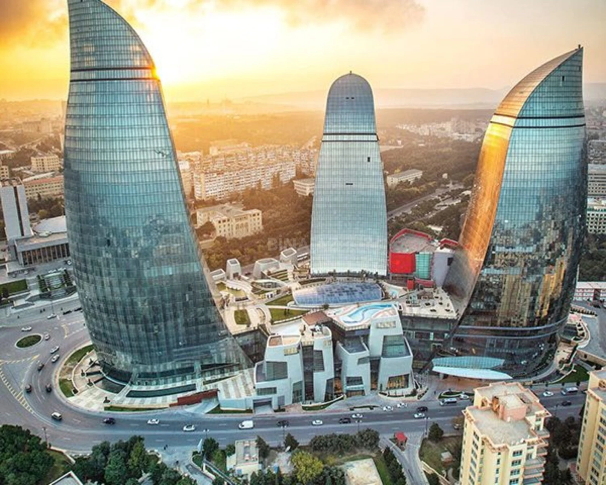 Kirayə verilir 3 otaqlı mənzil 100 m²