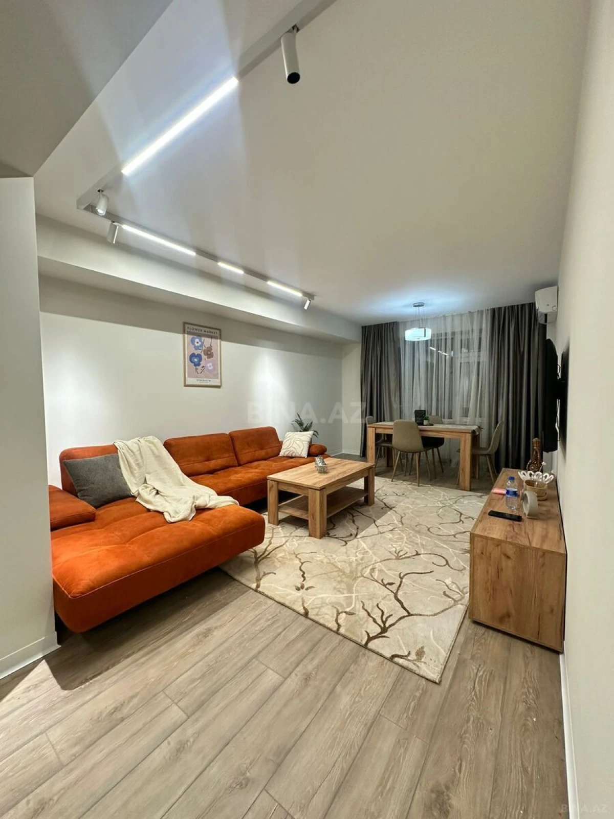 Kirayə verilir 3 otaqlı mənzil 100 m²