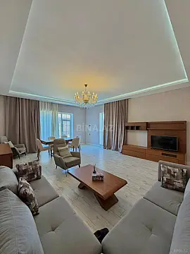 Satılır 4 otaqlı həyət evi 170 m²