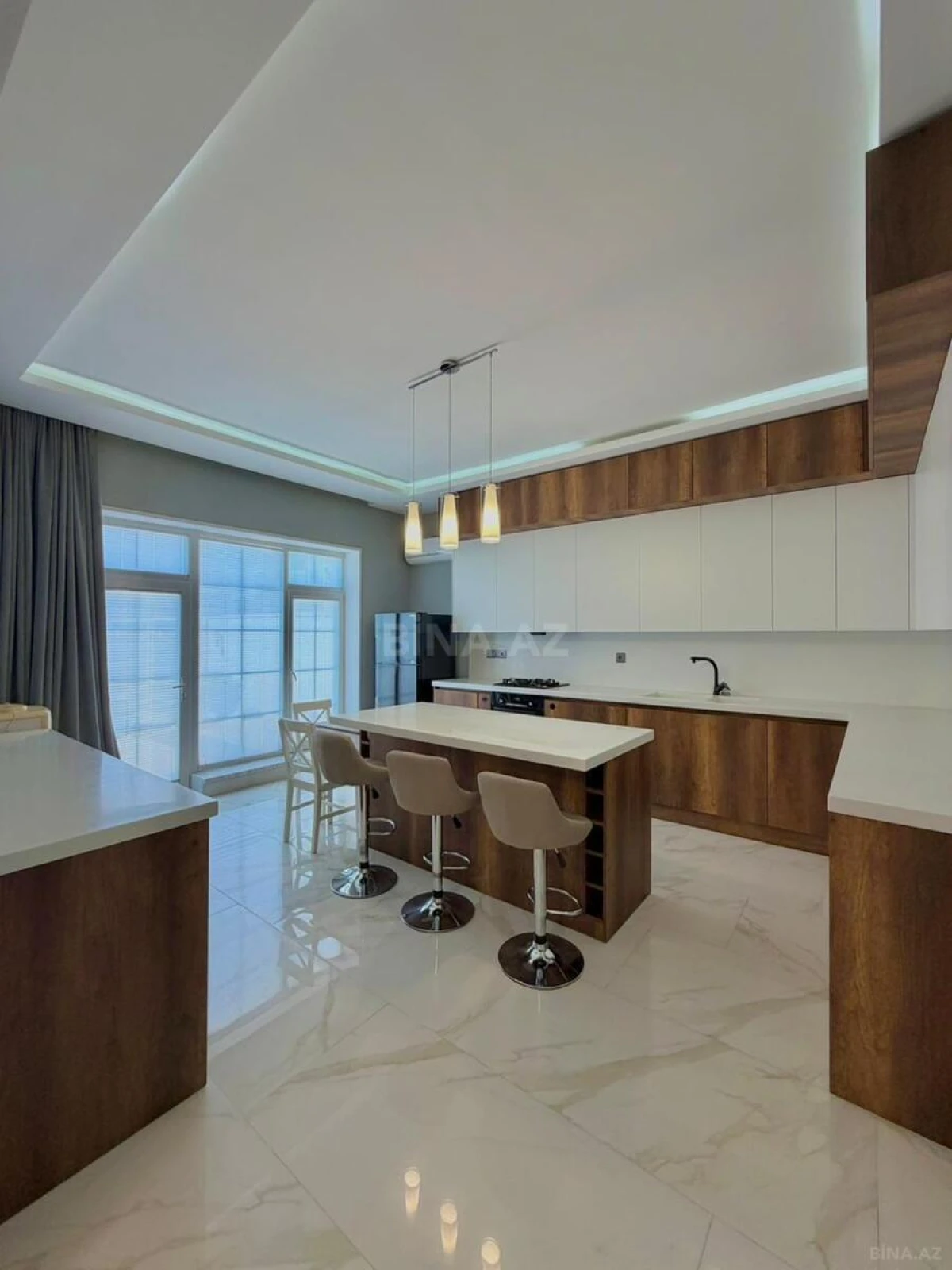 Satılır 4 otaqlı həyət evi 170 m²